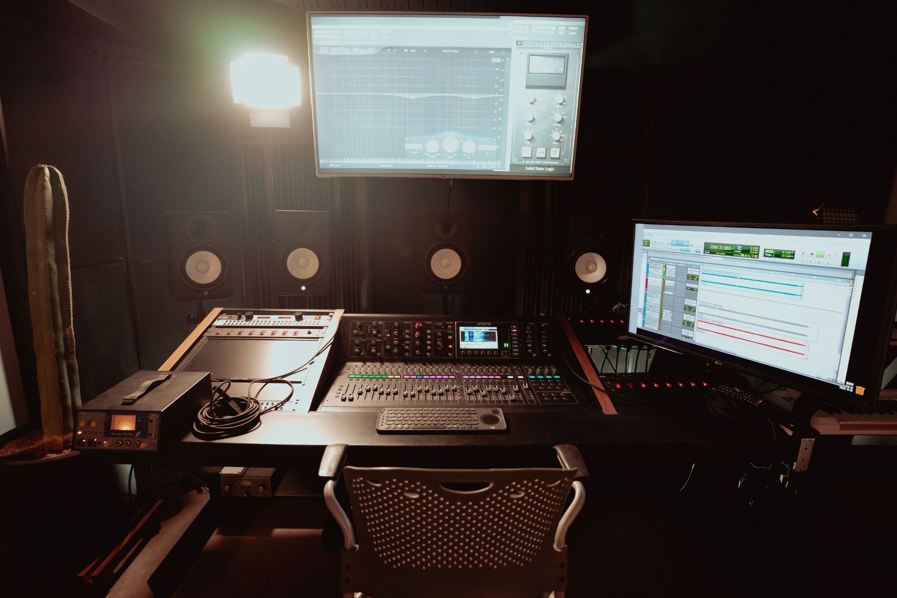 Univers Beats TRex